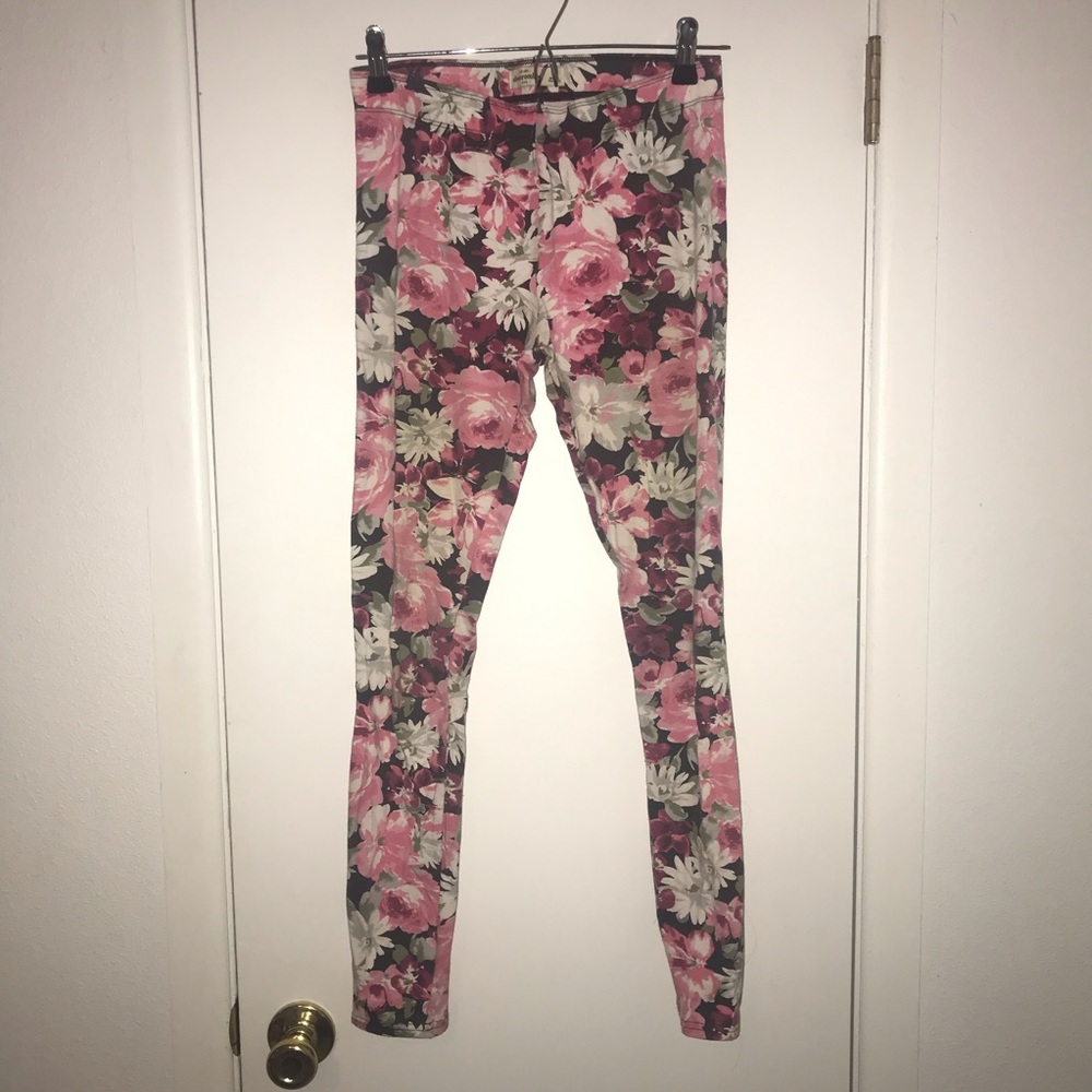 Abercrombie Floral Leggings